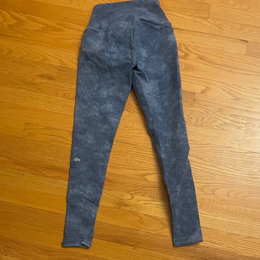 ALO Yoga Blue Leggings